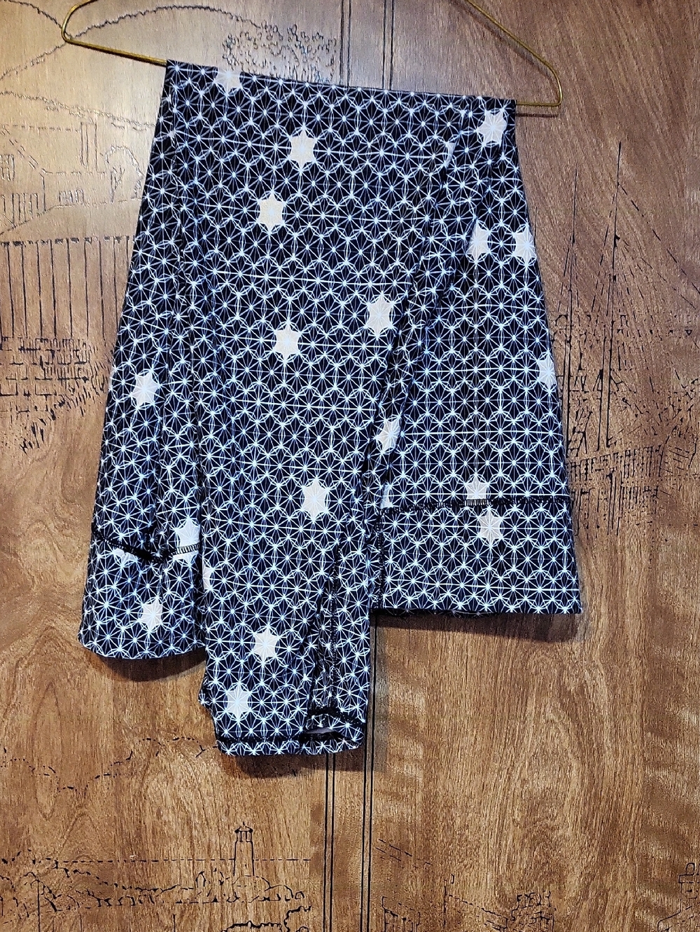 Fabletics Blue and White A-Line Star Pattern Leggings